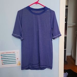 Lululemon men's athletic leisure tshirt, blue medium